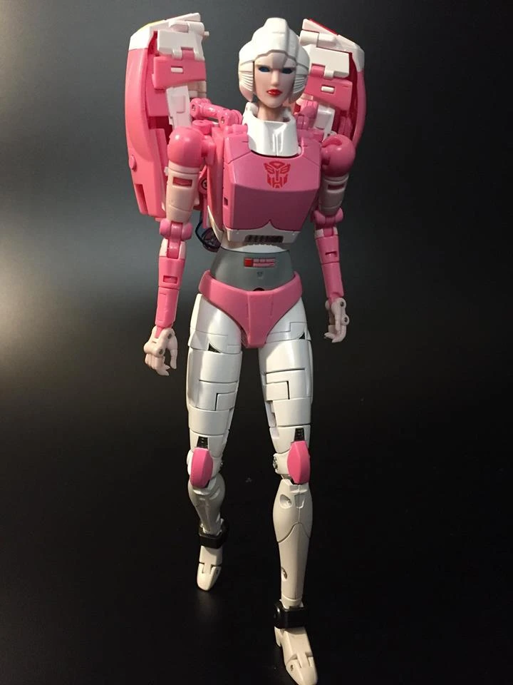 Fanstoys FT-24 Rouge Arcee 4 Fanstoys FT-24 Rouge Arcee - Image 4