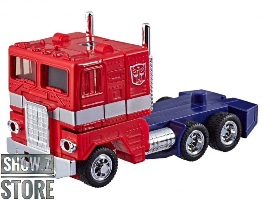 Hasbro Transformers: Vintage Optimus Prime G1 Reissues 3 Hasbro Transformers: Vintage Optimus Prime G1 Reissues - Image 3