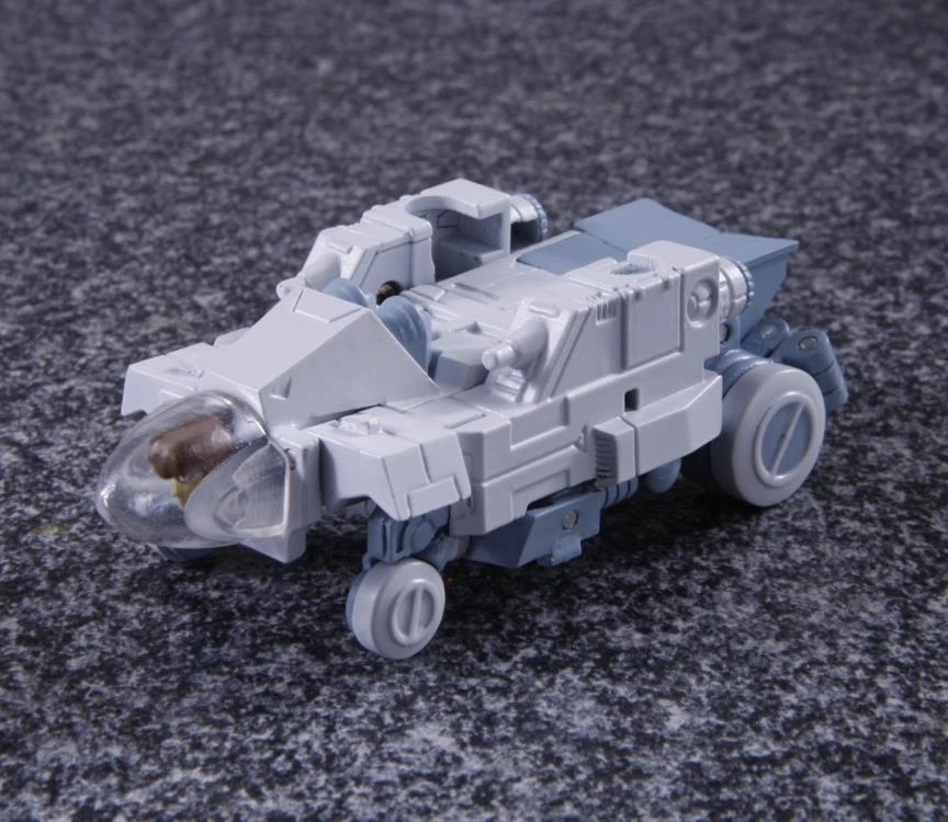 Takara Masterpiece MP-21 Mp21 Bumblebee 6 Takara Masterpiece MP-21 Mp21 Bumblebee - Image 6