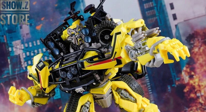 Takara Tomy Masterpiece Movie Series MPM-11 Ratchet 6 Takara Tomy Masterpiece Movie Series MPM-11 Ratchet - Image 6