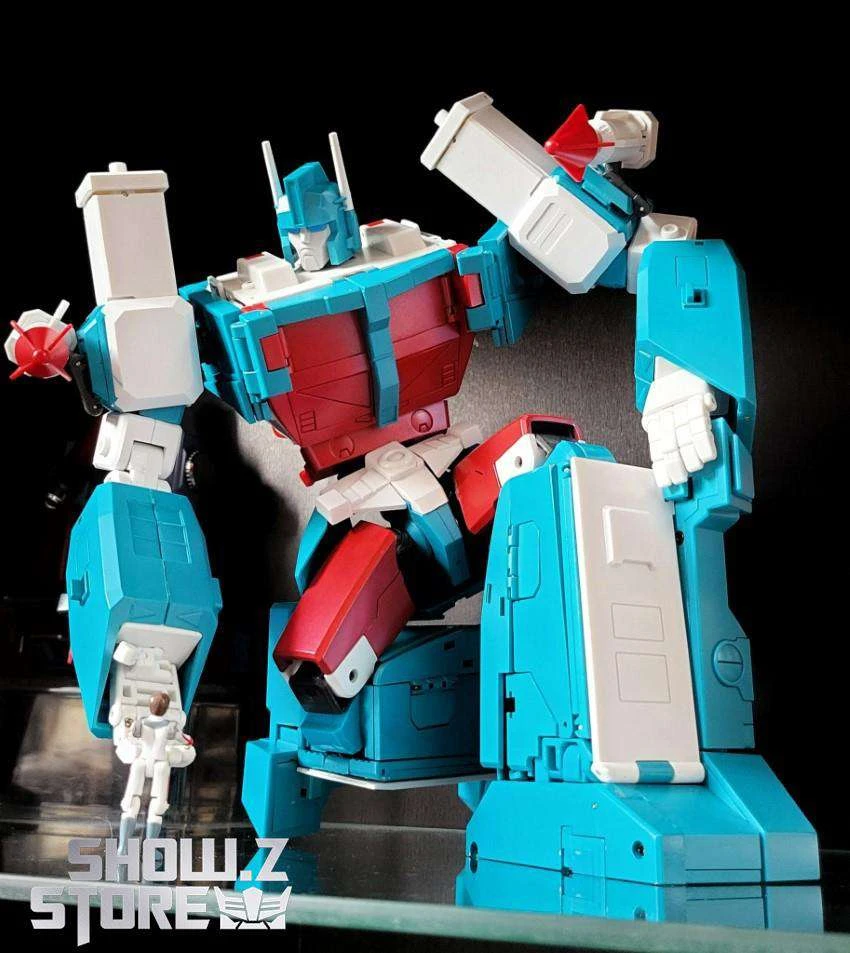 XTransbots MX-22T Commander Stack Ultra Magnus Youth Version 18 XTransbots MX-22T Commander Stack Ultra Magnus Youth Version - Image 18