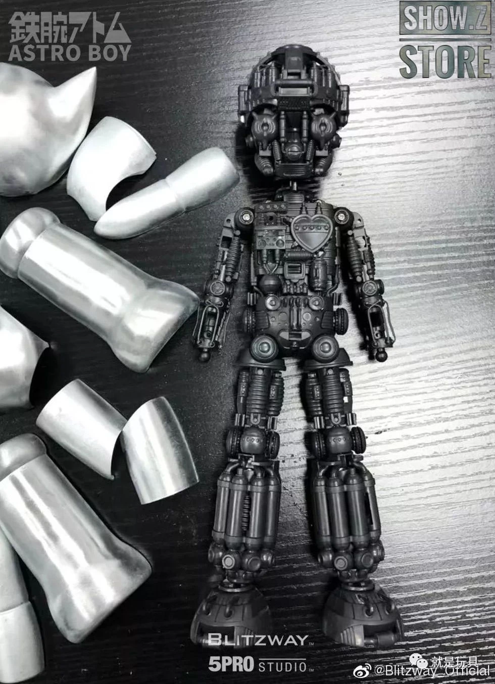 Blitzway BW-NS 50101 Astro Boy Anime Statue Deluxe Version 4 Blitzway BW-NS 50101 Astro Boy Anime Statue Deluxe Version - Image 4