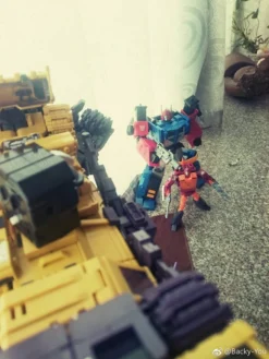 Toyworld TW-C07Y Constructor Devastator -Model handmade d27cee8d04