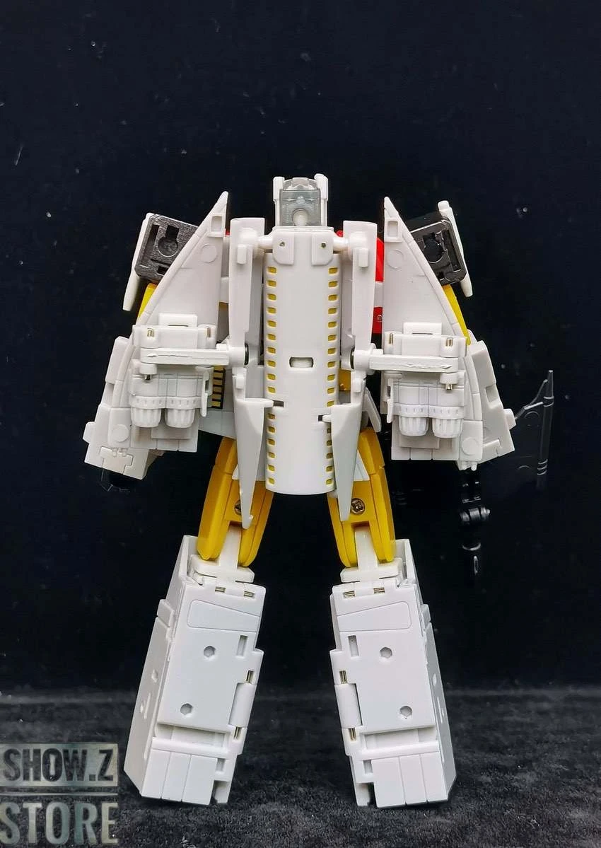 Zeta Toys ZC-03 Silver Arrow Silverbolt 5 Zeta Toys ZC-03 Silver Arrow Silverbolt - Image 5