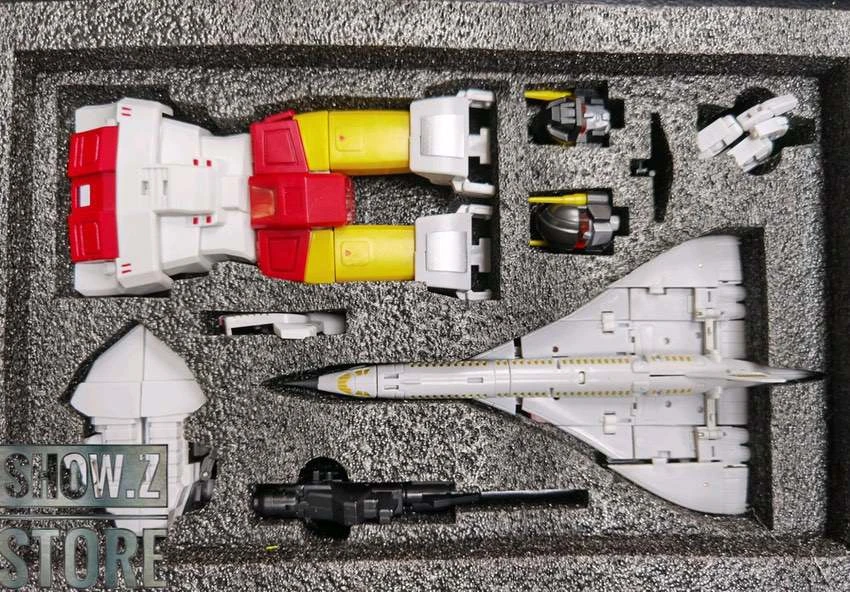 Zeta Toys ZC-03 Silver Arrow Silverbolt 2 Zeta Toys ZC-03 Silver Arrow Silverbolt - Image 2